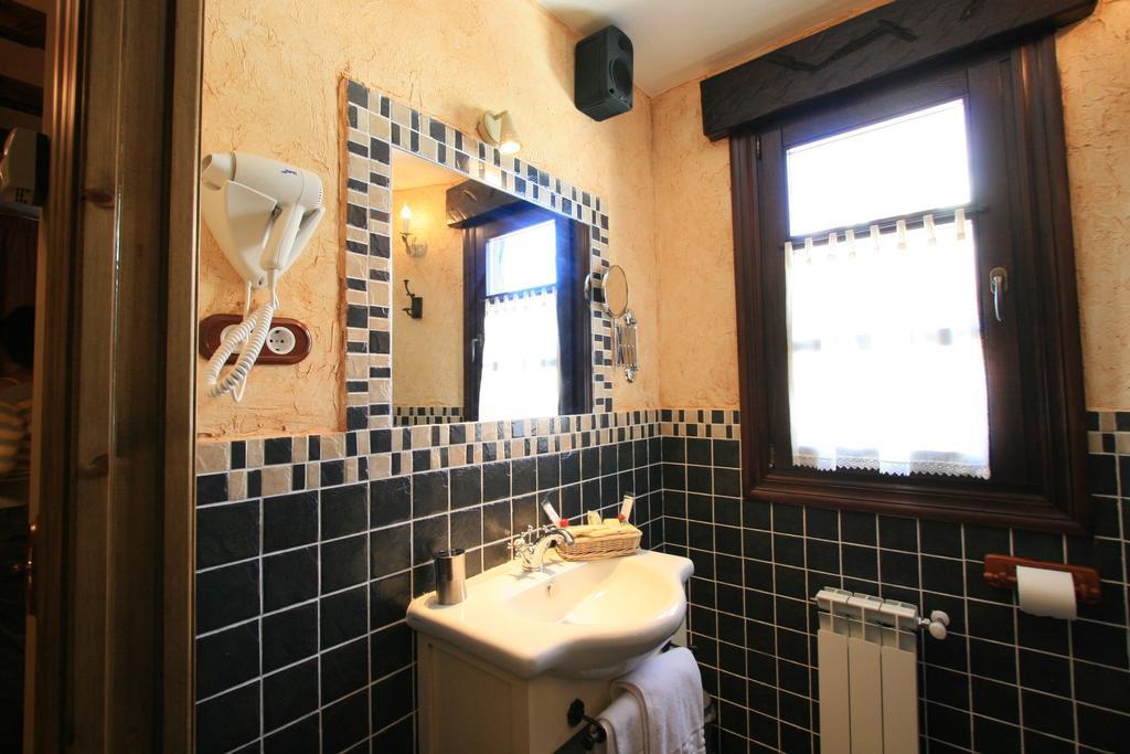 Posada-Spa Privilegio De Vara نوخا الغرفة الصورة