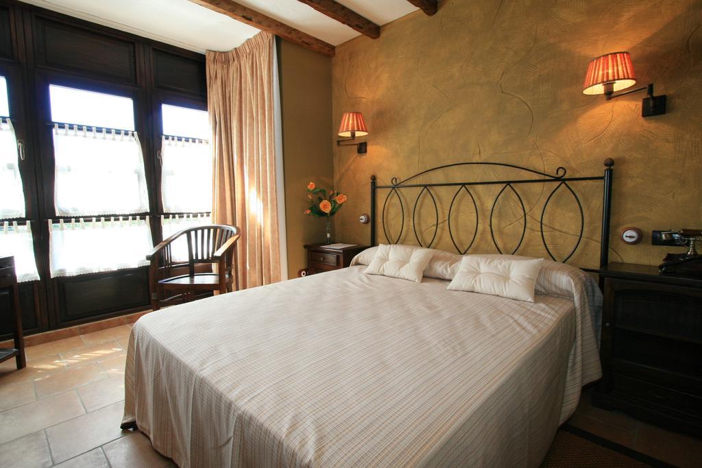 Posada-Spa Privilegio De Vara نوخا الغرفة الصورة