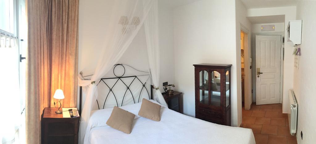 Posada-Spa Privilegio De Vara نوخا الغرفة الصورة